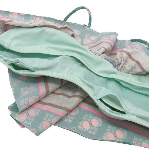 Victoria’s‎ Secret Paisley Mixed Pattern Flounce Bikini Top - Picture 3 of 6